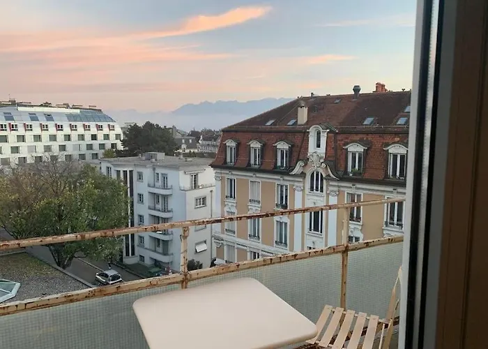 Appartamento Beautiful 2 Minutes From The Train Station *