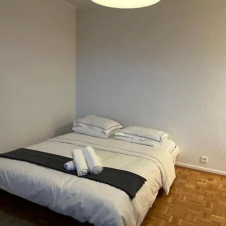 Beautiful 2 Minutes From The Train Station Appartamento Losanna